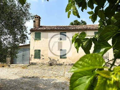 Foto Rustico in Via Murale, Baone di 339 m² con 9 locali in vendita