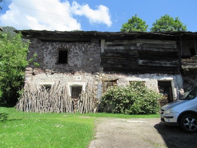 Foto Rustico in località Sluffi, Sant'Orsola Terme di 290 m² con 11 locali