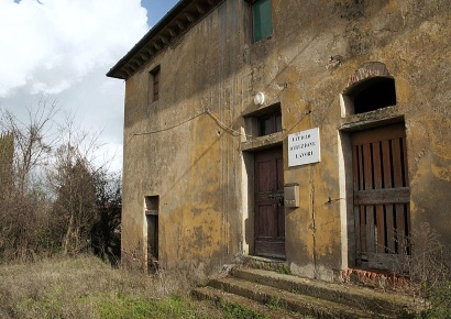 Foto Rustico in Via Usigliano, Palaia di 520 m² con 14 locali in vendita