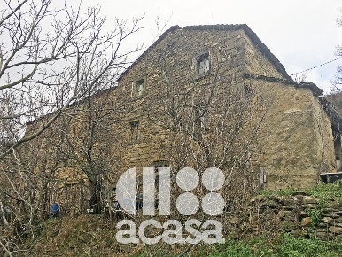 Foto Rustico a Sarsina di 175 m² con 7 locali in vendita