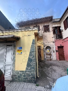 Foto Villa unifamiliare a Messina di 80 m² con 3 locali in vendita
