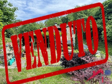 Foto Rustico a Pontida di 220 m² con 5 locali in vendita