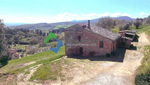 Foto Rustico in Via antica chiusina, Montepulciano di 300 m² con 6 locali