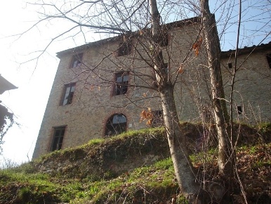 Foto Rustico a Pescaglia di 90 m² con 8 locali in vendita