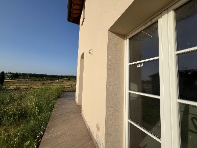 Foto Rustico a Pontedera Centro di 200 m² con 5 locali in vendita