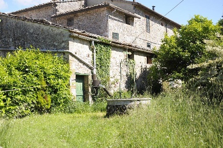 Foto Rustico a Monteriggioni di 215 m² con 6 locali in vendita