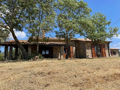 Foto Rustico a Manciano di 200 m² con 6 locali in vendita
