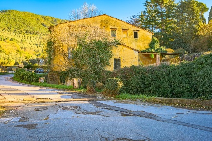Foto Rustico a San Giuliano Terme Asciano, Agnano di 650 m² con 23 locali