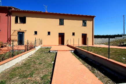 Foto Rustico a Vinci Spicchio-sovigliana di 100 m² con 5 locali in vendita
