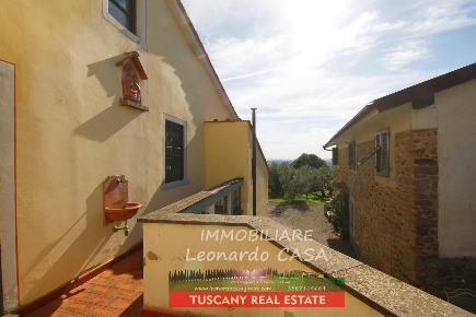 Foto Rustico a Vinci Centro di 60 m² con 3 locali in vendita