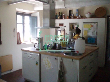 Foto Rustico a Lucca Piazza Napoleone - San Michele di 250 m² con 6 locali