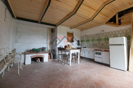 Foto Rustico a Pomarance di 144 m² con 2 locali in vendita