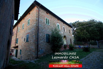 Foto Rustico a Lamporecchio San Baronto di 75 m² con 4 locali in vendita