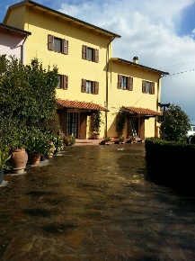 Foto Rustico a Cascina Titignano - Visignano con 8 locali in vendita