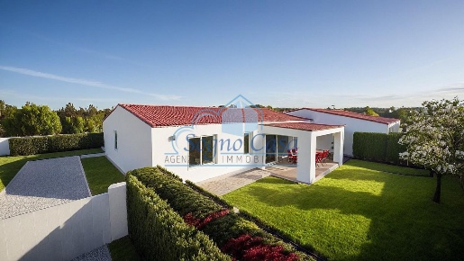 Foto Rustico a Loiri Porto San Paolo Loiri di 360 m² con 10 locali