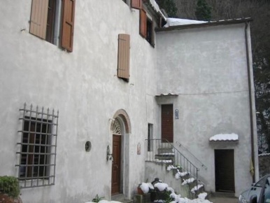 Foto Rustico a Calci di 450 m² con 12 locali in vendita