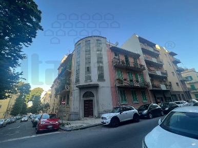 Foto Appartamento in Via Santa Caterina dei Bottegai, Messina di 100 m²