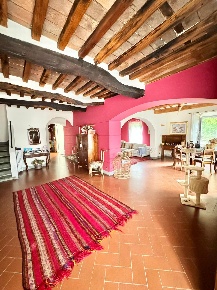 Foto Rustico a Vecchiano Vecchiano Nodica di 240 m² con 9 locali in vendita