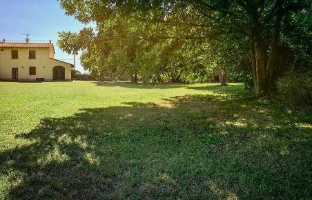 Foto Rustico a San Giuliano Terme Arena Metato di 200 m² con 7 locali