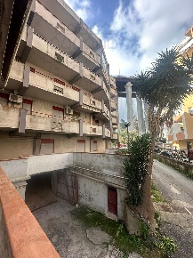 Foto Appartamento in Via Palermo, Messina Giostra di 140 m² con 5 locali