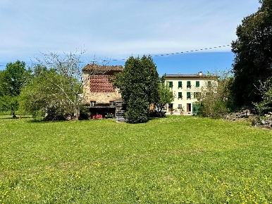 Foto Rustico a Capannori Pieve di Compito - Sant'Andrea di Compito