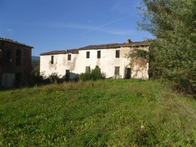 Foto Rustico a Montecarlo Centro di 900 m² con 1 locali in vendita