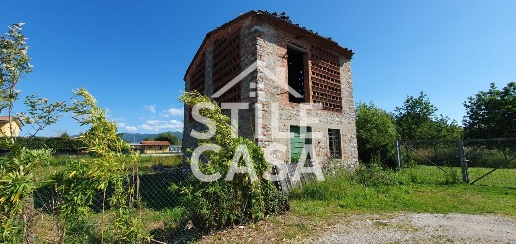 Foto Rustico a Capannori Centro di 70 m² con 3 locali in vendita