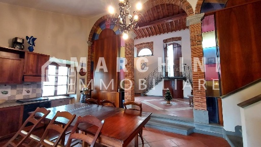 Foto Rustico a Capannori Matraia - Valgiano di 230 m² con 7 locali