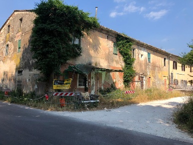 Foto Rustico a San Giuliano Terme Le Maggiola, Gello di 760 m² in vendita