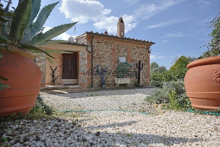 Foto Rustico a Manciano di 194 m² con 8 locali in vendita