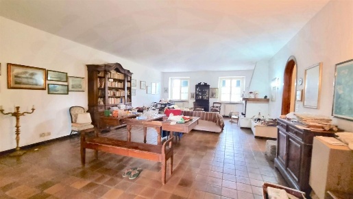 Foto Rustico a San Giuliano Terme Colignola, Campo di 210 m² con 6 locali