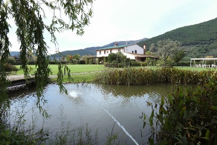 Foto Rustico a Pisa San Francesco di 495 m² con 16 locali in vendita