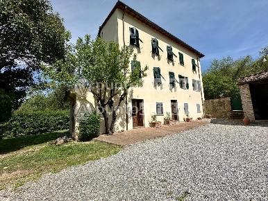 Foto Rustico a Capannori Pieve di Compito - Sant'Andrea di Compito