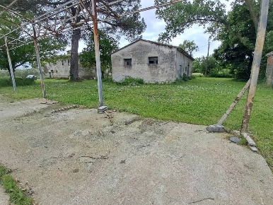 Foto Rustico a Casciana Terme Lari Le Casine Perignano Spinelli di 403 m²