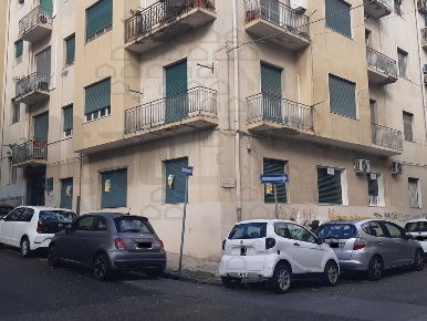 Foto Appartamento in Via Santa Caterina dei Bottegai, Messina di 90 m²