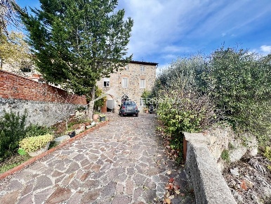 Foto Rustico a Capannori Pieve di Compito - Sant'Andrea di Compito