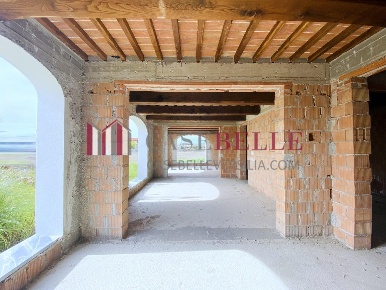 Foto Rustico a Camaiore Lido di Camaiore di 300 m² con 10 locali in vendita