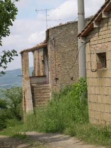 Foto Rustico a Volterra Centro di 1080 m² con 3 locali in vendita