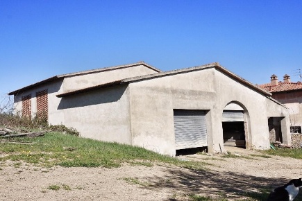 Foto Rustico a San Gimignano di 150 m² con 8 locali in vendita