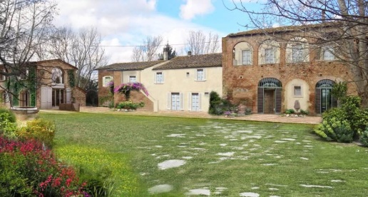 Foto Rustico a Ponsacco di 1200 m² con 20 locali in vendita