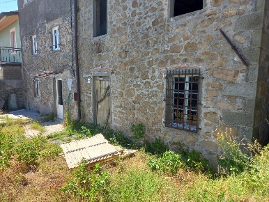 Foto Rustico a Capannori Ponte a Moriano di 80 m² con 4 locali in vendita