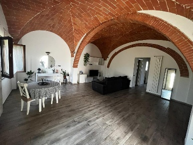 Foto Rustico a San Giuliano Terme Ghezzano di 127 m² con 5 locali