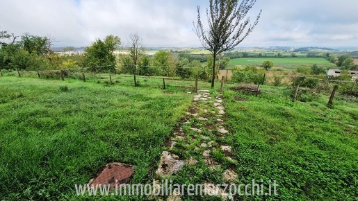 Foto Rustico in Str. di Salteano, Asciano di 100 m² con 5 locali in vendita