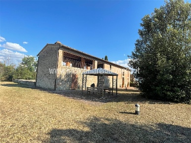 Foto Rustico in Renaccio 1, Siena Cerchiaia - Coroncina di 300 m²