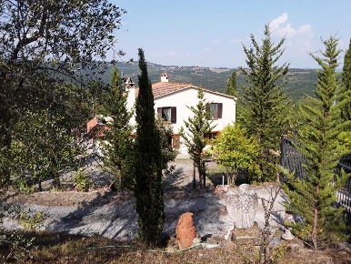 Foto Rustico in Strada Provinciale Terzo 155, Civitella Paganico di 300 m²