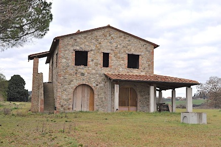 Foto Rustico a Castiglione del Lago di 255 m² con 8 locali in vendita