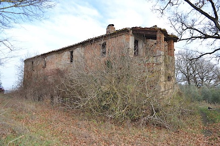 Foto Rustico a Chiusi di 200 m² con 10 locali in vendita