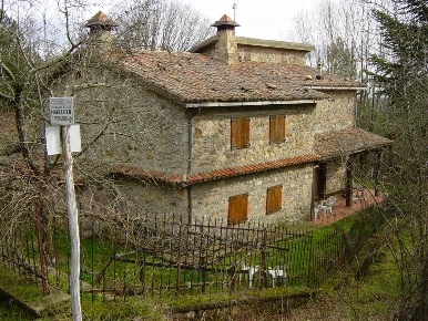 Foto Rustico a Piancastagnaio di 250 m² in vendita