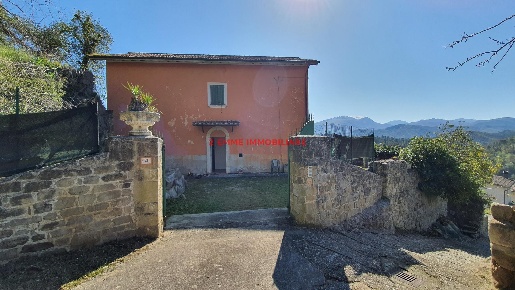 Foto Rustico in STRDA CAPO IL COLLE, Roccafluvione di 200 m² con 8 locali