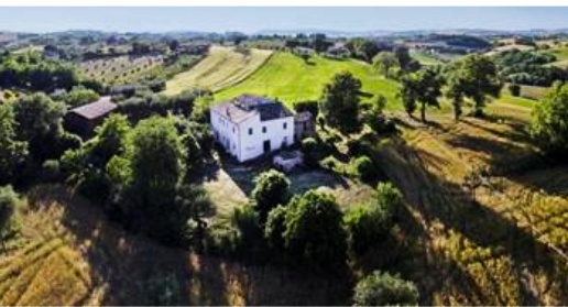 Foto Rustico in VIA CASE NUOVE, Castelleone di Suasa di 570 m² in vendita